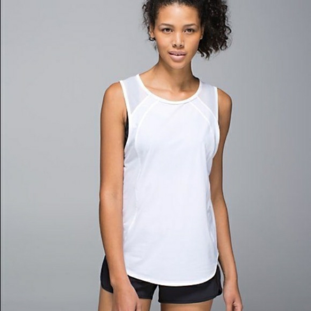 LULULEMON White Sculpt Tank size 8